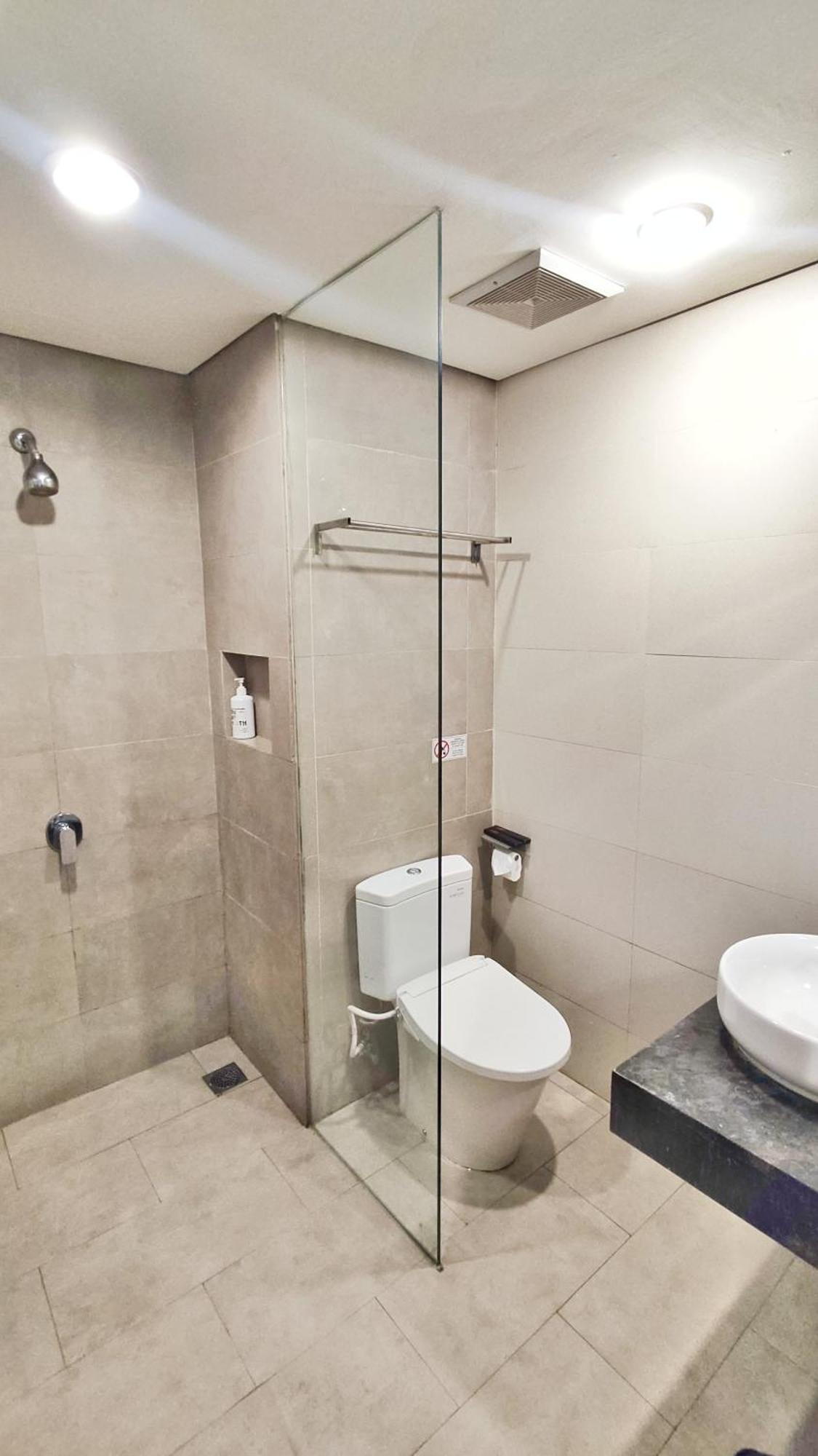 Votel Hotel Charis Tuban Tuban  Bagian luar foto