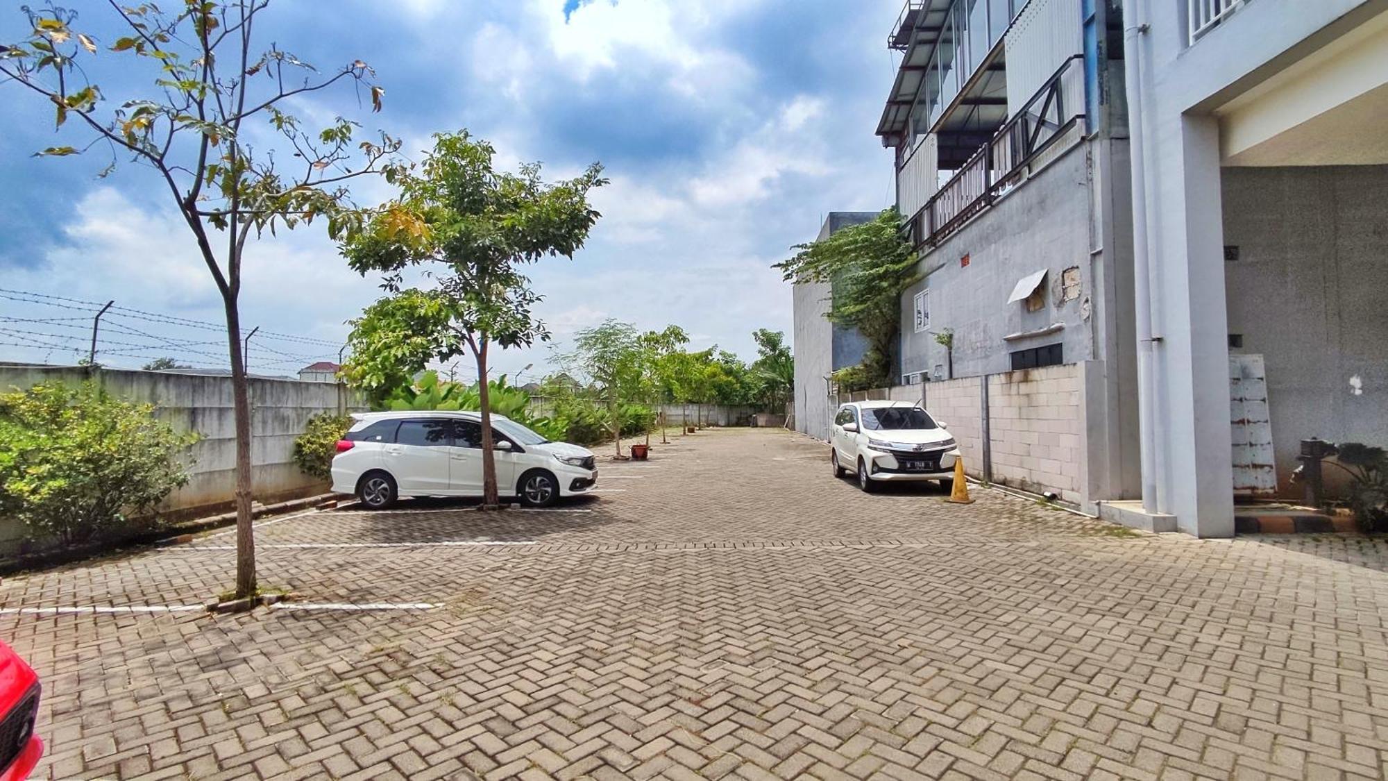 Votel Hotel Charis Tuban Tuban  Bagian luar foto